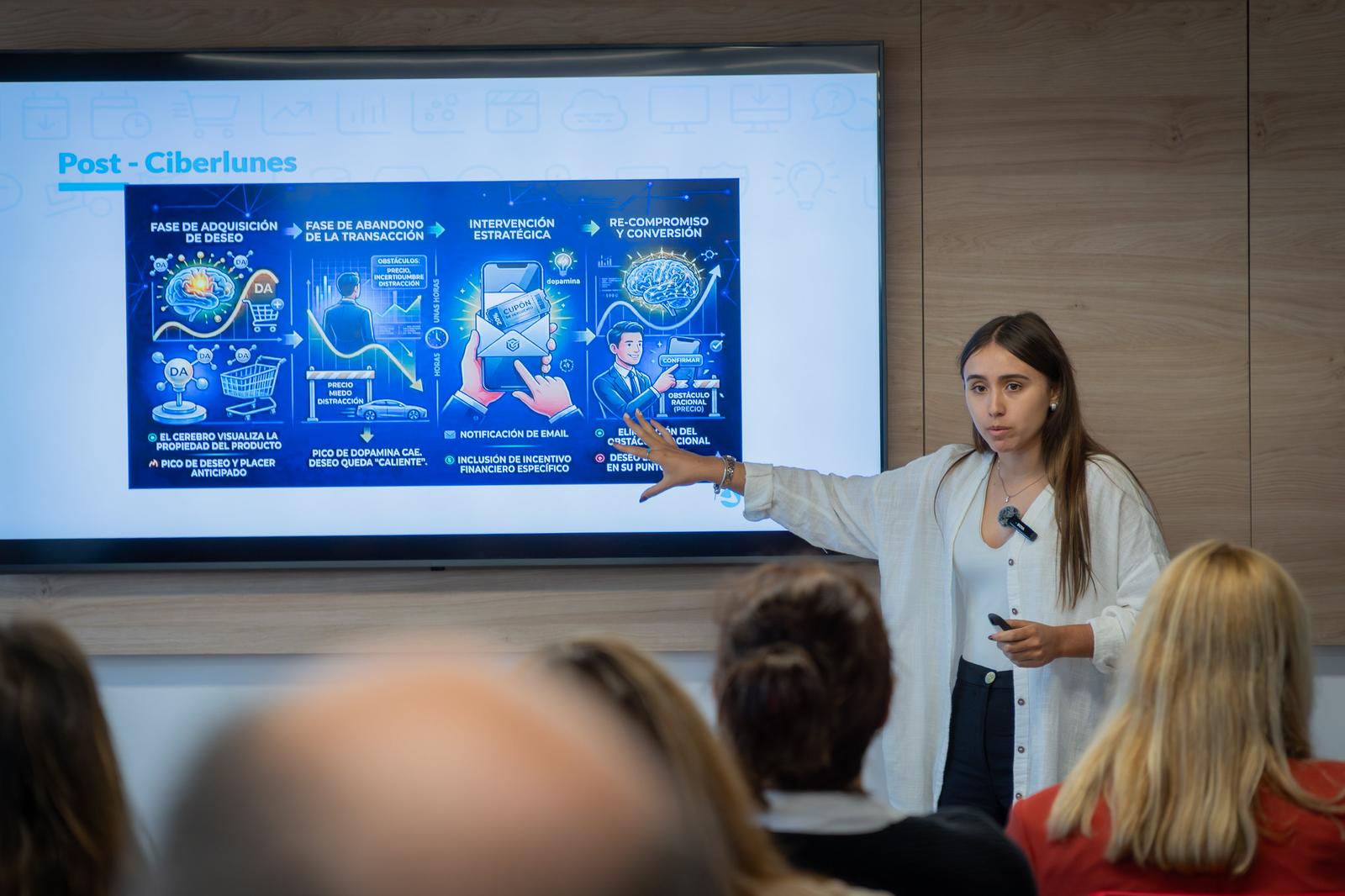 Imagen principal del artículo: Mayo: un mes de capacitación, networking y crecimiento para el eCommerce